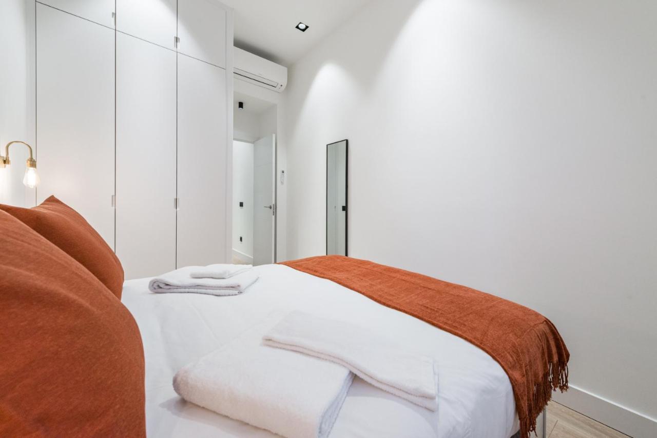 Apartament Jes B Close To Bernabeu Stadium Madrid Ngoại thất bức ảnh